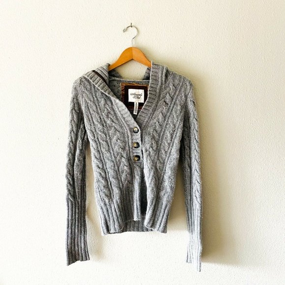 Abercrombie & Fitch Sweaters - Abercrombie & Fitch gray wool rabbit cashmere